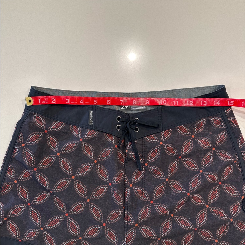 Hurley Black Geometric Swim Board Shorts Size 29 - Picture 4 of 8